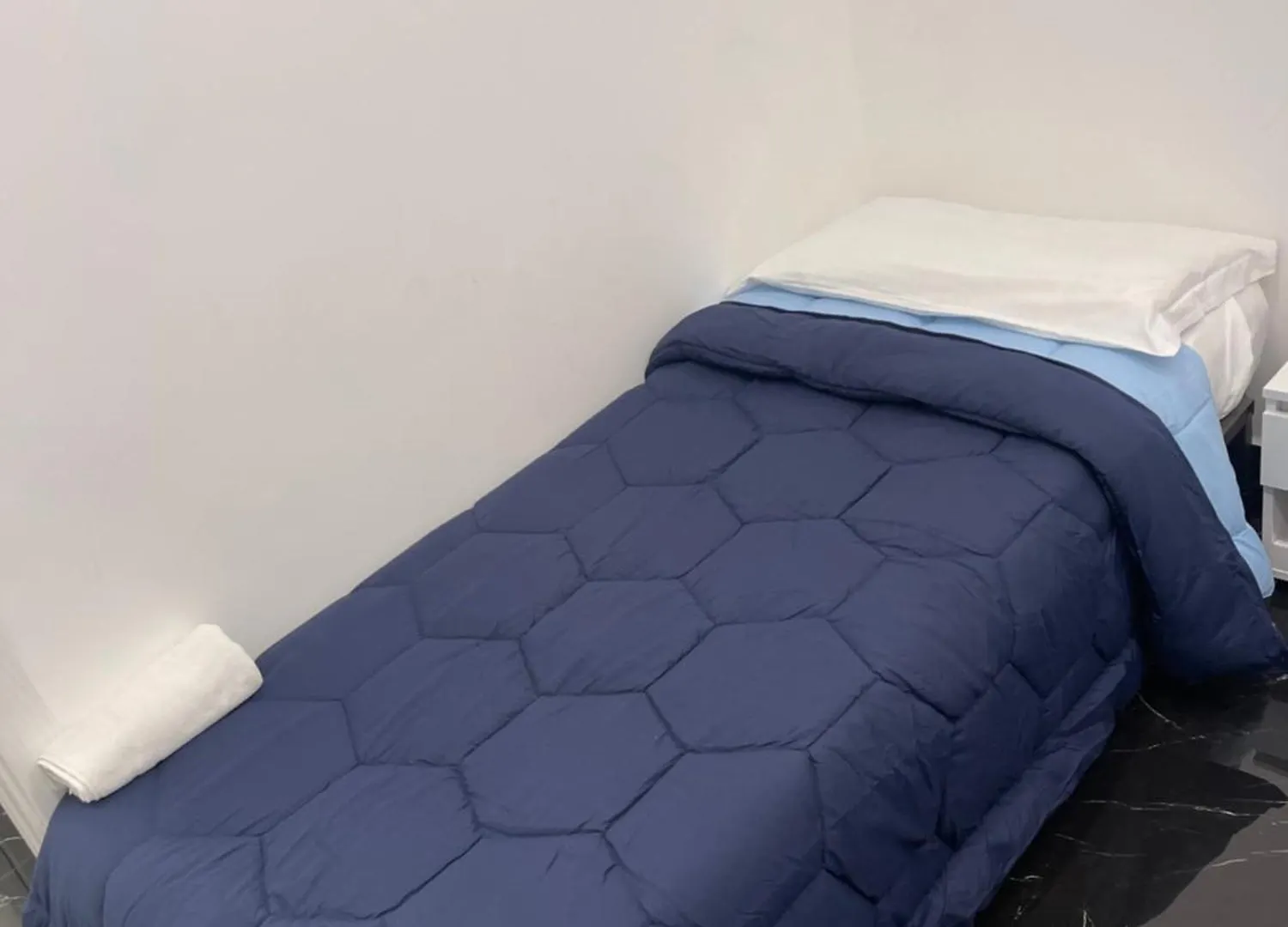 Отель Lux House Naples Airport Гостевой дом