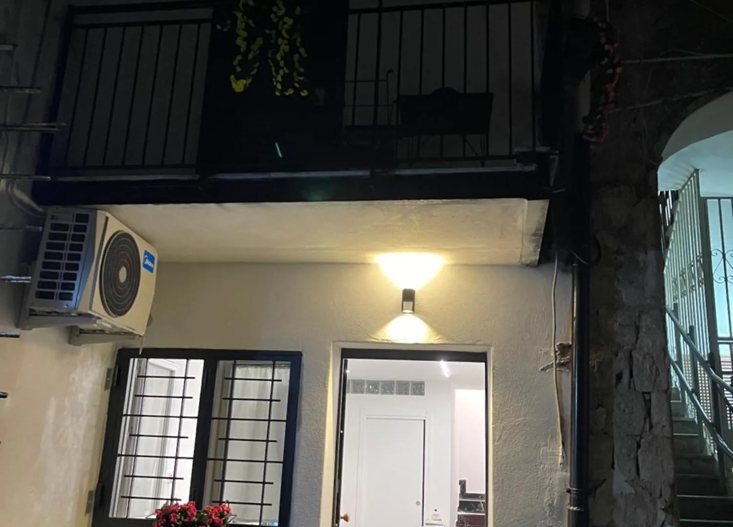 Гостевой дом Отель Lux House Naples Airport